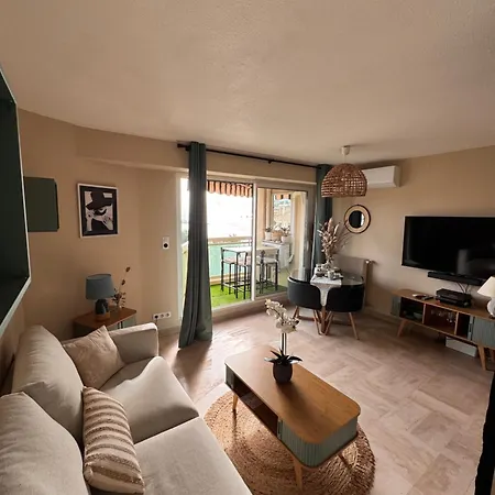 Bleu Azur -vue 6e Etage - Triangle D'or * Saint-Raphael (Var)